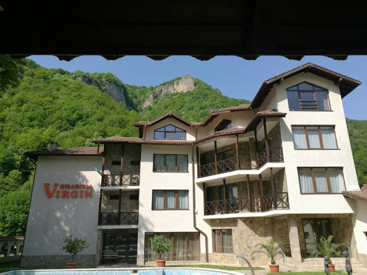 Family Hotel Virgin Ribaritsa Dış mekan fotoğraf