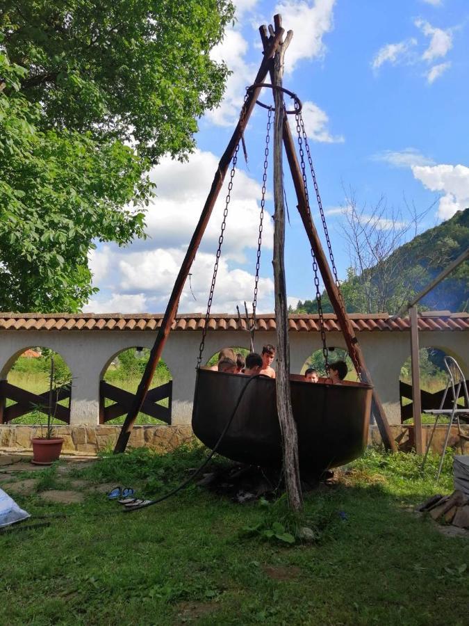 Family Hotel Virgin Ribaritsa Dış mekan fotoğraf