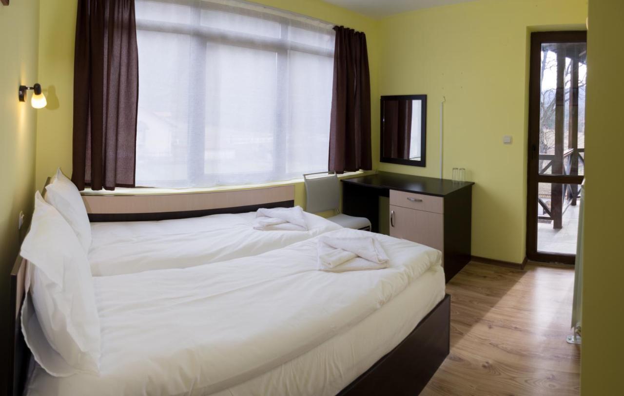 Family Hotel Virgin Ribaritsa Dış mekan fotoğraf