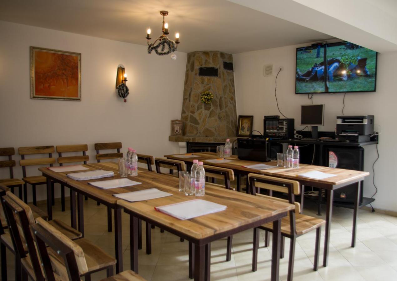Family Hotel Virgin Ribaritsa Dış mekan fotoğraf